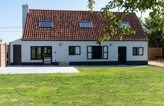 Heritage House 2 km From the Beach in Lissewege - Foto 1