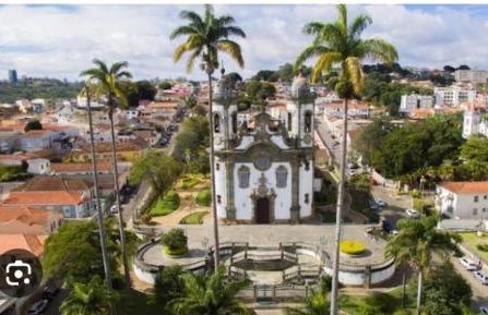 Flat ao lado UFSJ e Igreja São Francisco - Foto 1