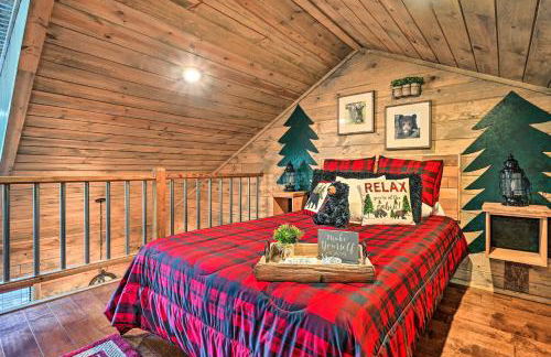 Luxe Broken Bow Cabin with Tesla Charging Station - Photo 10