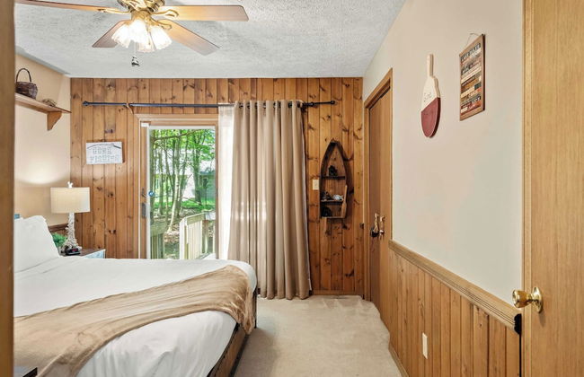 Shady Pines by Avantstay Enclosed Porch, Game Rooms, & Lake/beach Access! - Foto 19