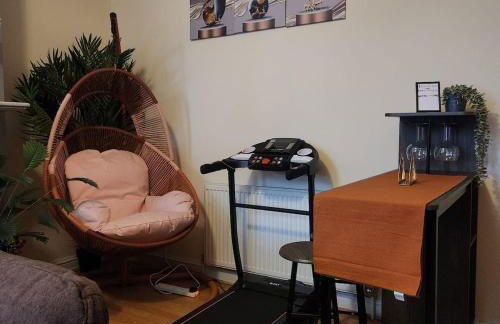 Glams Victoria apartment - Photo 20