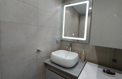 Doukas Home - Photo 18