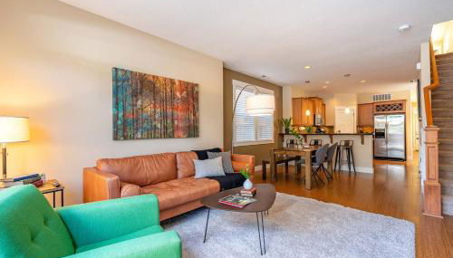 Quiet, Four bedrooms, 2 King Beds - Photo 2