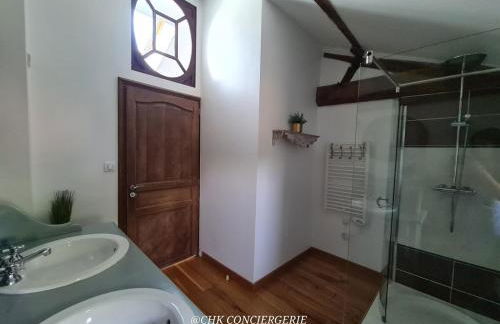 La Dorgisière - Ferme du XVIIe rénovée, grand jardin arboré à 15 min du Puy duFou - Foto 23