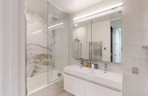 Sleek Two Bedroom in Manhattan - Foto 9