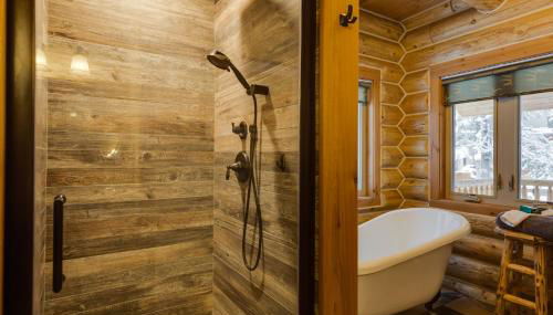 Lumberjack Lodge by KABINO Hot Tub Fire Pit Satellite WiFi Grill Large Porch - Foto 5