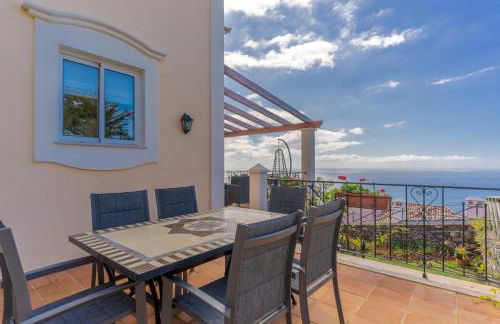 Villa Bougainvillea Palheiro Village by Holiday Rental Madeira - Foto 15