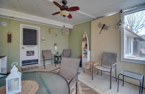 Tahlequah Duplex with Screened-in Porch and Fire Pit! - Foto 25