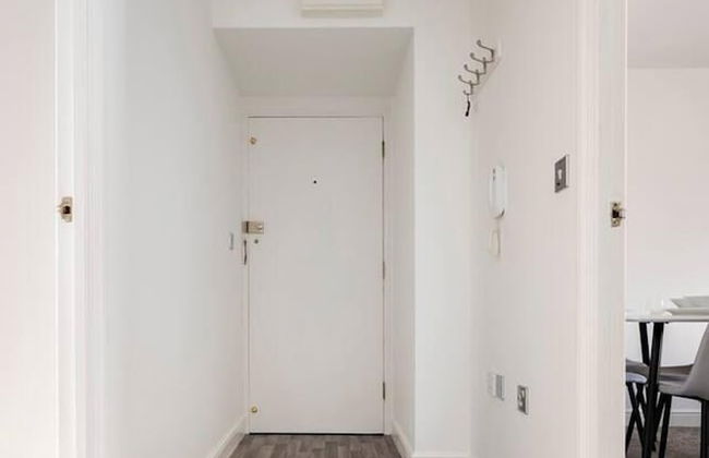 Immaculate 2-bed Apartment in Welwyn Garden City - Foto 15