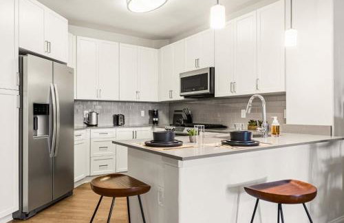 Central Irvine 1BR w Work Setup by Anyplace - 11753 - Foto 5