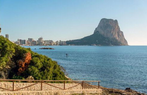 3 Bedroom Stunning Apartment In Calpe - Photo 15