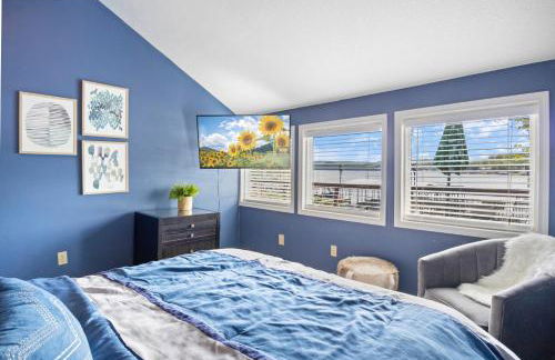 Pet-Friendly Lakefront Home in a Quiet Cove w/ Netflix, Outdoor Seating, Boat Slip - Foto 23