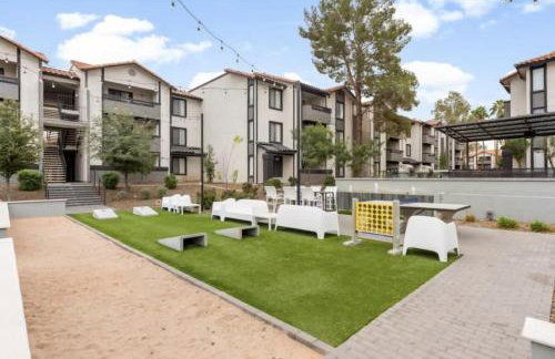 Chill 2BR Near ASU, Pool, Grill, Parking,Pet Frndly - Foto 32