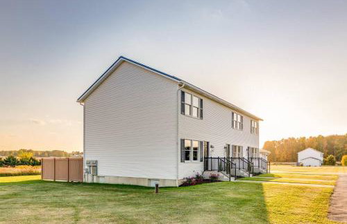 Charming 2BR Home w Outdoor Space & BBQ Grill - Foto 30