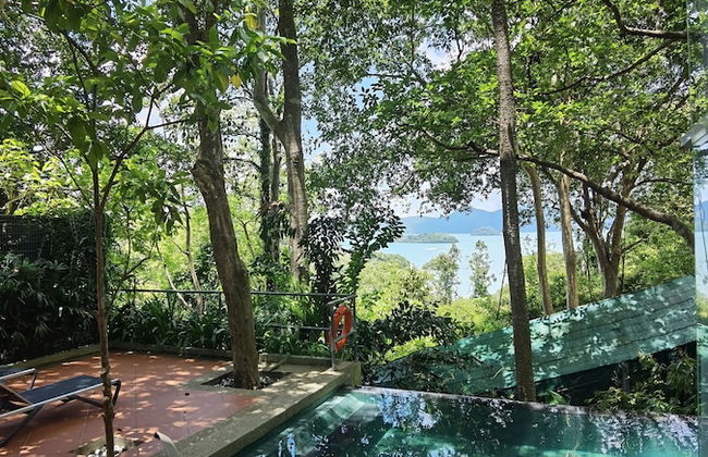 Ambong Pool Villas - Photo 36