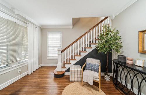 Hottub, Pool Table, Basketball, Firepit, Sleeps 8 - Photo 20