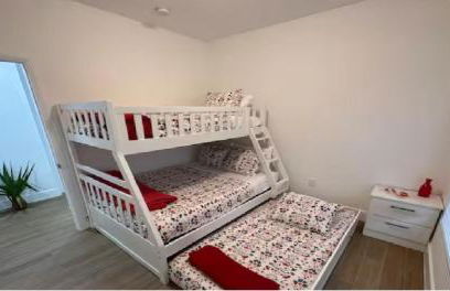 Enjoy our brand new home close to Hollywood in Hallandale Beach! - Foto 12