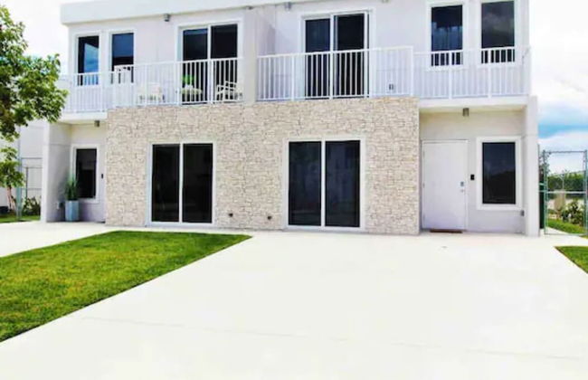 Comfortable European Style Home 4BR 4BA in Miami by ASVR-13670 - Foto 1