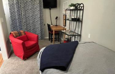 GFU neighborhood and Oregon Wine Country studio - Foto 2