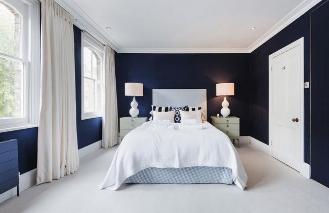 Chic Wandsworth Home With Patio - Photo 8