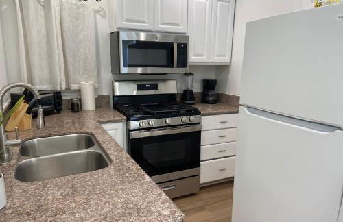 Two bedroom private guesthouse in great location Close to Melrose Hollywood sign and attractions - Foto 9