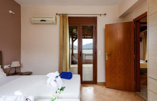 Villas Roumeli - Photo 35