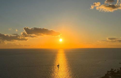 Stunning Sunset Ocean View Apt - Photo 29