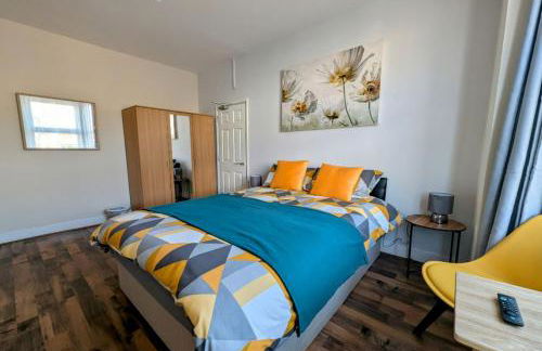 Spacious Studio with Private Kitchen and Bathroom - Foto 2