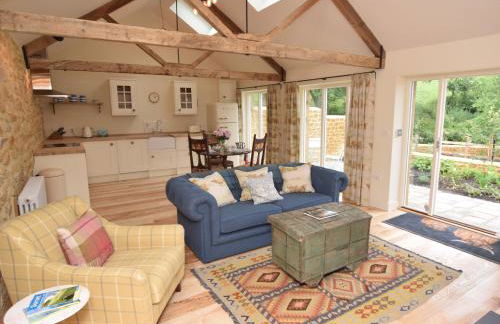 1 Bed in Stoke Abbott 50885 - Photo 2