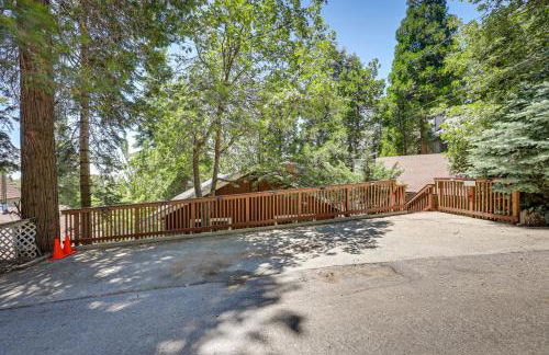 Rimforest Retreat with Fireplace and Mountain Views! - Foto 31