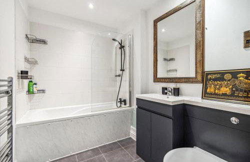 2 Bed Next River Thames fast Access Central London - Foto 2