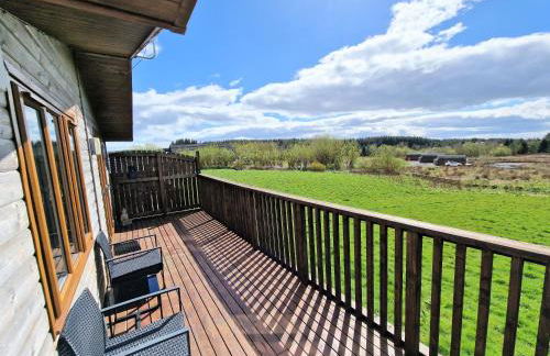 Lomond 4 with Private Hot Tub - Fife - Loch Leven - Lomond Hills - Photo 1