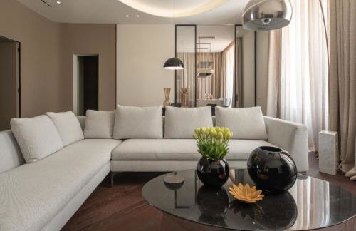 Sant'Ambrogio Luxury Apartment R&R - Photo 2