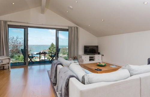 Solent Lawns - Foto 1