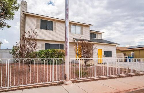 Luxury Living Just Steps from the Strip - Foto 25