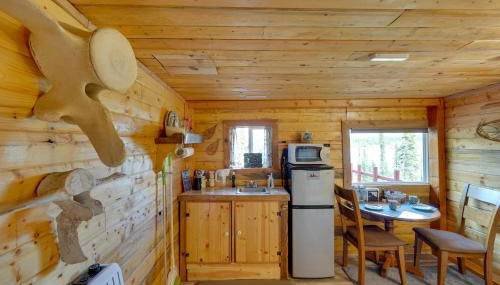 Lakefront Bliss! Ultimate Soldotna Retreat with Deck - Foto 5