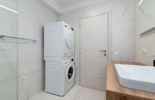 Maca Apartments & Suites with Heated pool near beach 50m - Foto 56