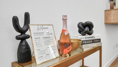 Lux Reverie Townhouse- Med Center- Downtown HTX - Foto 3