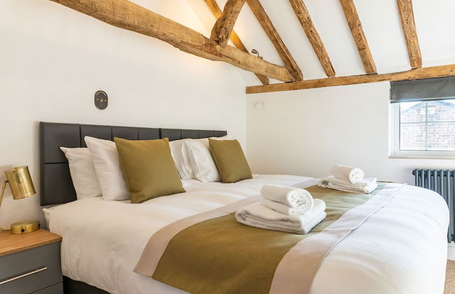 Stunning 4 Bed Sleeps 8 Cottage Parking - Foto 3