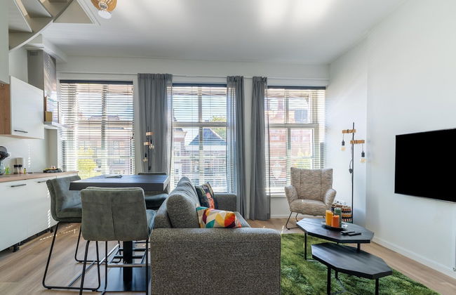 Modern Renovated Apartment in the Heart of Sneek - Foto 1