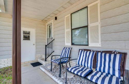 Golf and Pool Access Home with Yard in Lady Lake - Foto 20