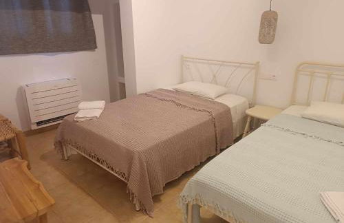 Leonidas House Renovated 2024 - Foto 13