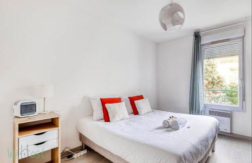 Bedroom apartment with balcony and pool - Foto 7