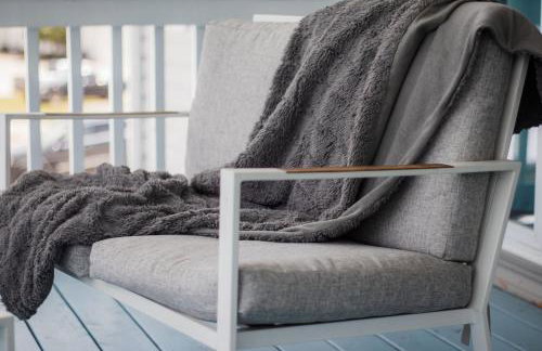 Lakefront Getaway with Dock Pool Sunset Games - Foto 51