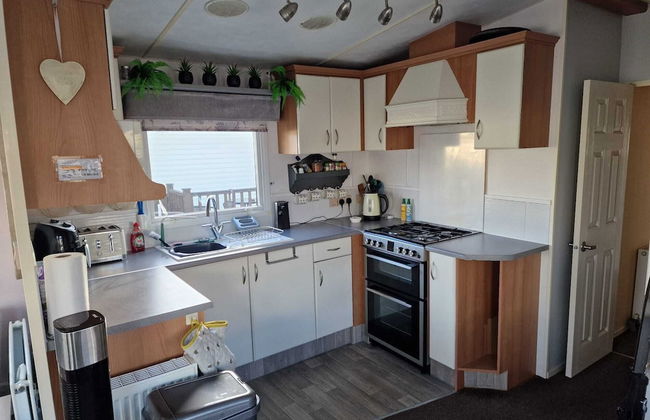 Lovely pet Friendly 4 Berth Caravan in Morecambe - Foto 3