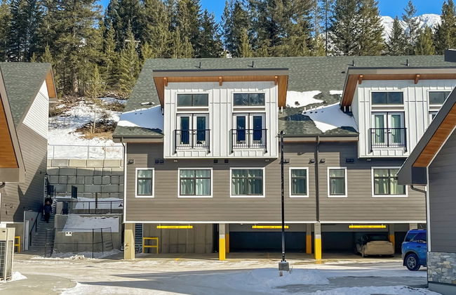 Skyridge 401 by Canmore Premier - Photo 19