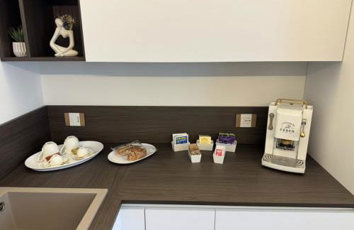 B&B Apartment Luxury Suite - Metropolitana M4- Stadio San Siro - Duomo Milano - Aeroporto Linate - Castello Sforzesco - Foto 21