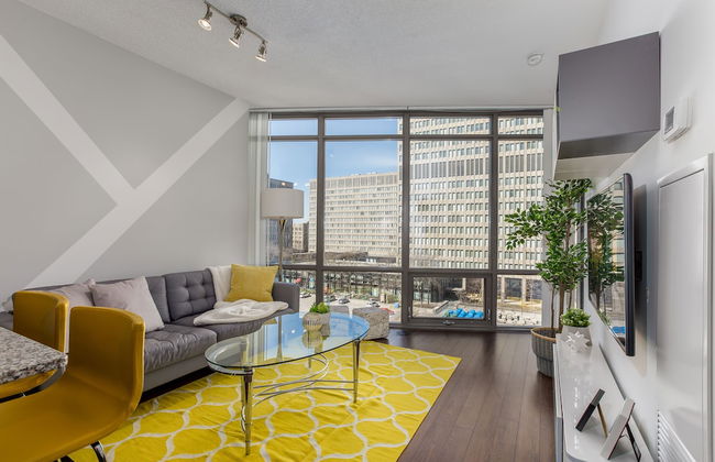 QuickStay - Luxury on Bay St. (Yonge & College) - Foto 46