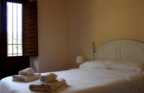 Masia de San Juan - castillo con piscina en plena Sierra Calderona - Photo 14