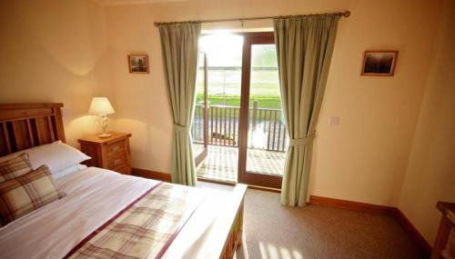 Plum Tree Lodge - Photo 4